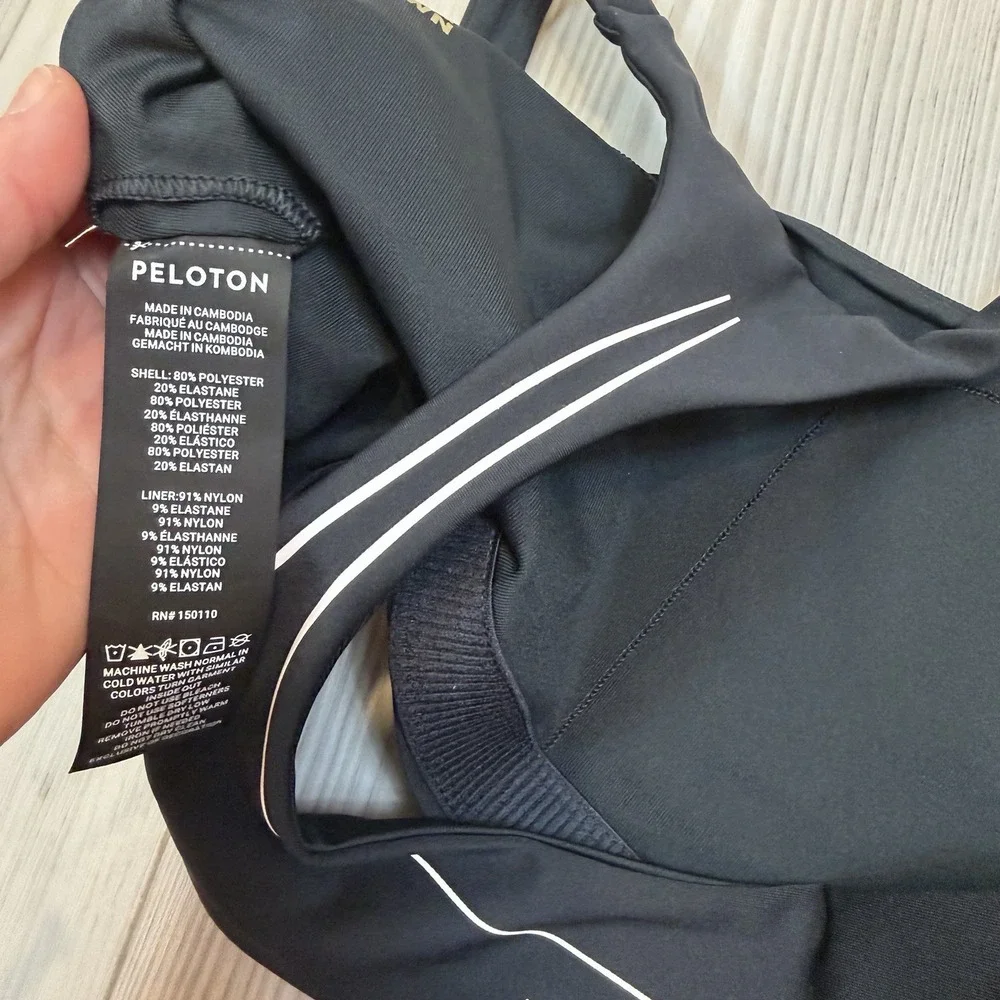 NWT Peloton X Robin Arzon XL Merit Scoop Neck Racerback Bra‎ Black